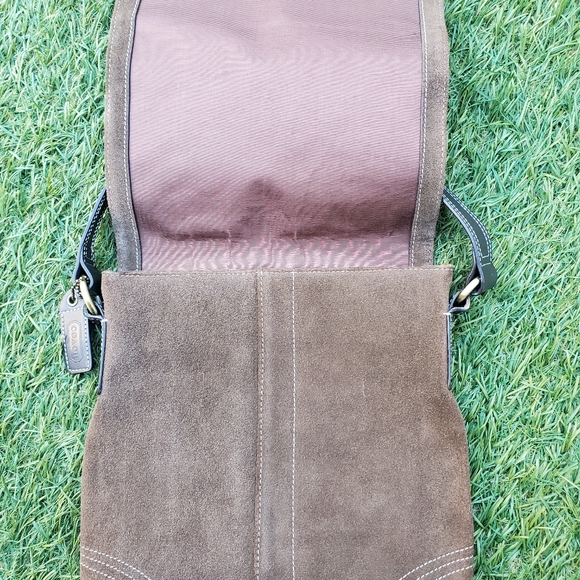 Coach - Picture 7 of 8